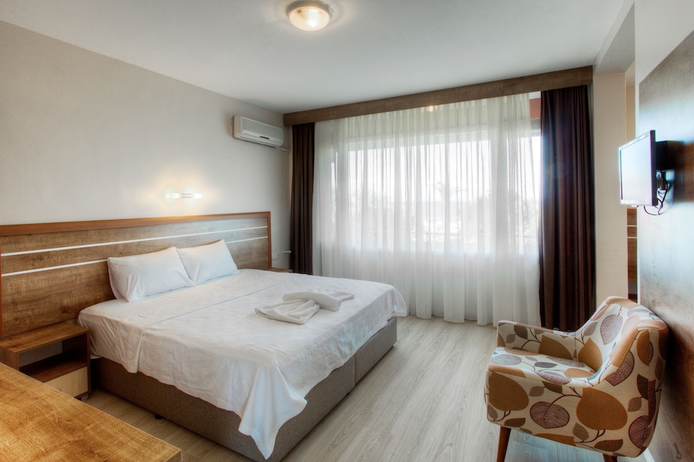 Palm Beach Otel 14/50