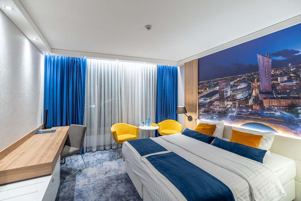 Golden Tulip Warsaw Airport 15/37