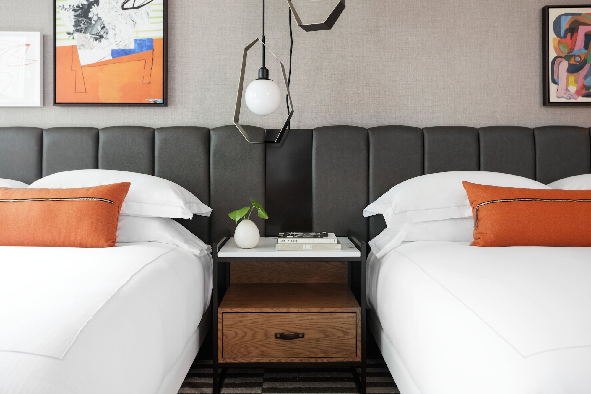 غرفة بريميوم بسريرين كوين بإطلالة على المدينة، Kimpton Harper Fort Worth 3/6