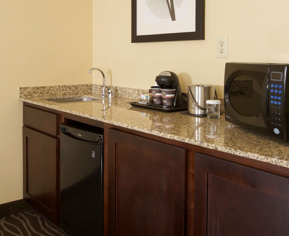 DoubleTree Suites by Hilton Raleigh - Durham 64/82