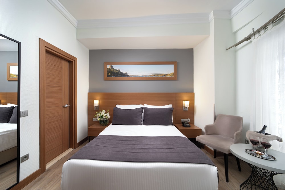 Orka Royal Hotel 9/50