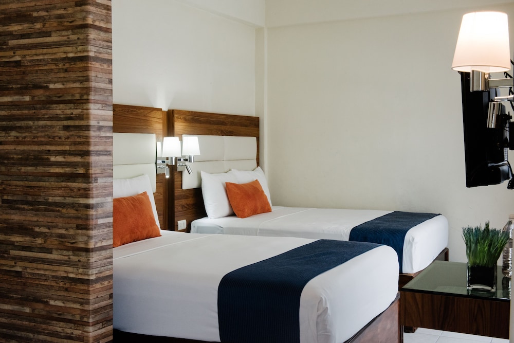 Hotel San Miguel 34/50