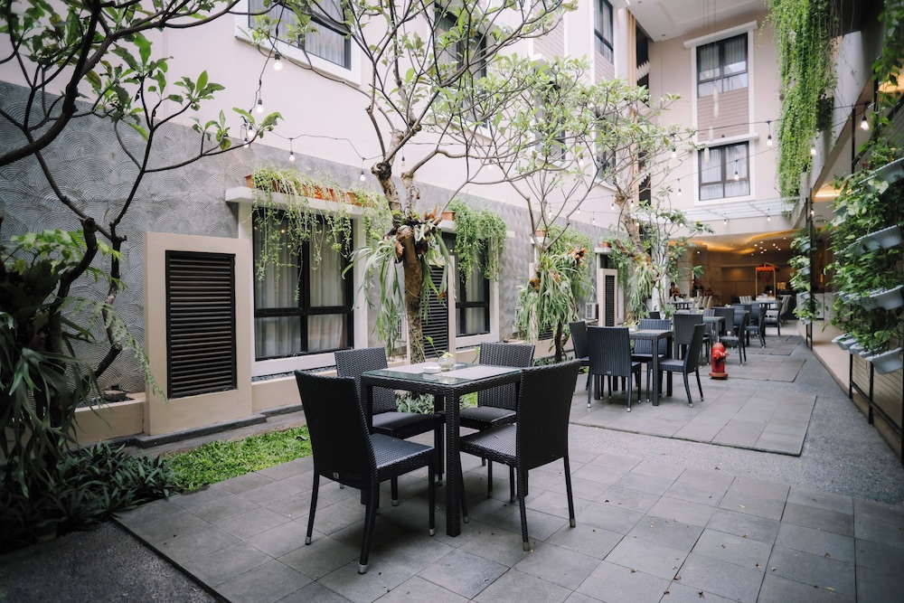 Grand Malioboro Yogyakarta Hotel 35/45