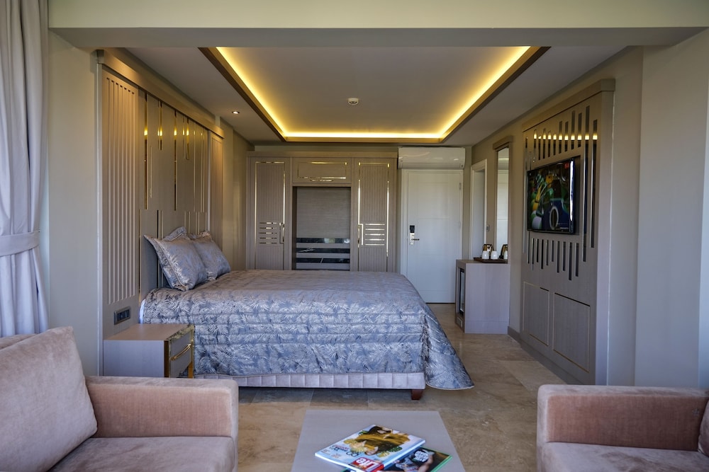 Roas Hotel 27/45