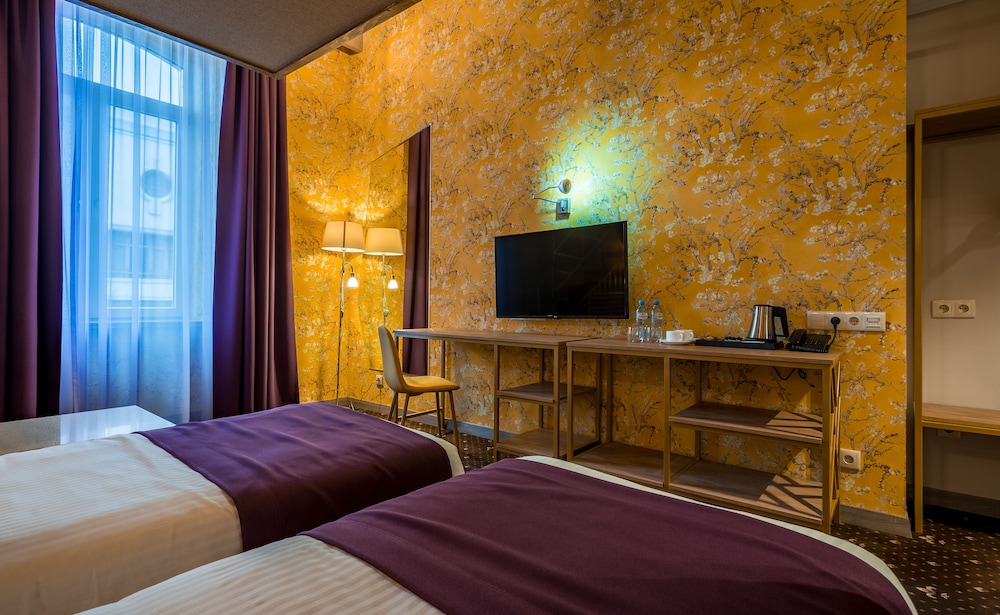 Hotel Gladius inn 30/63