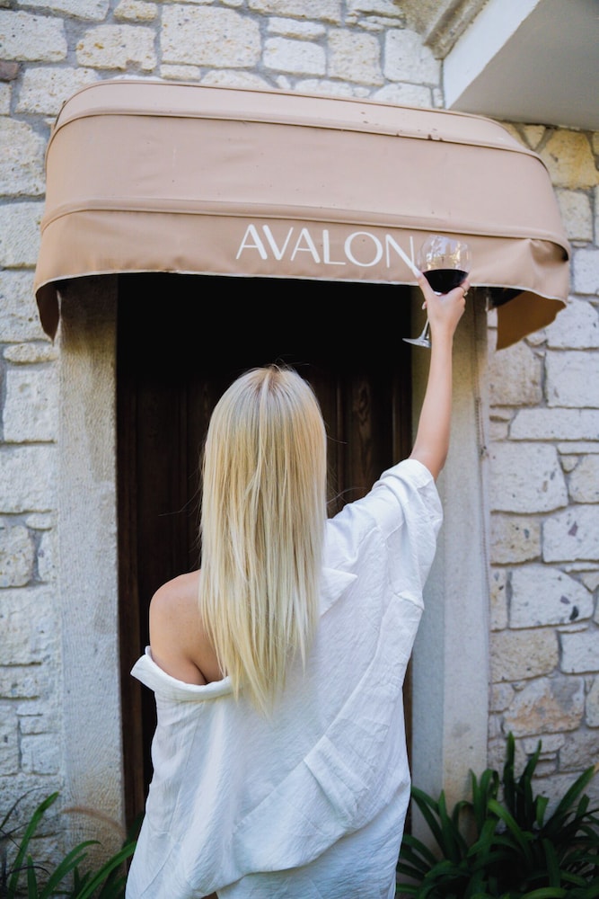 Avalon Boutique Hotel & Suites 5/59