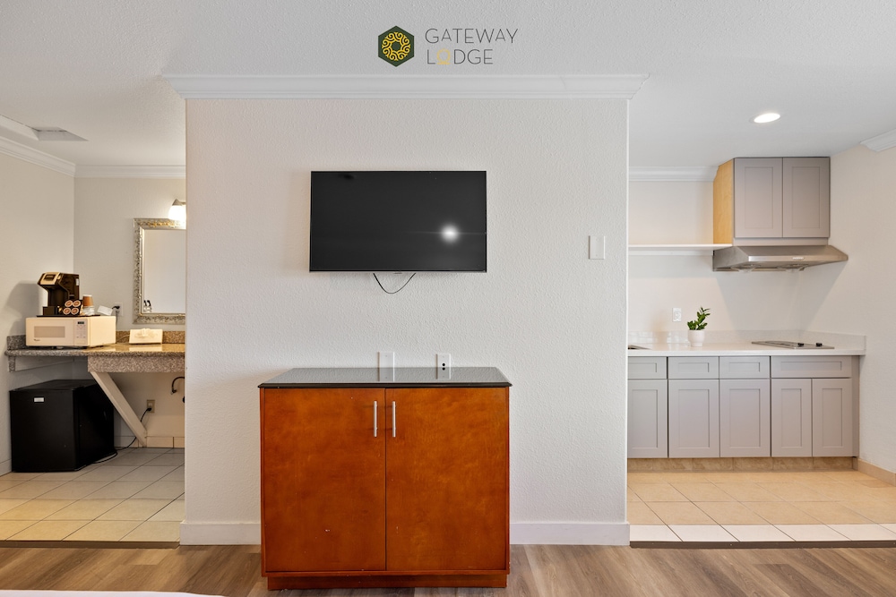 Gateway Lodge 22/36