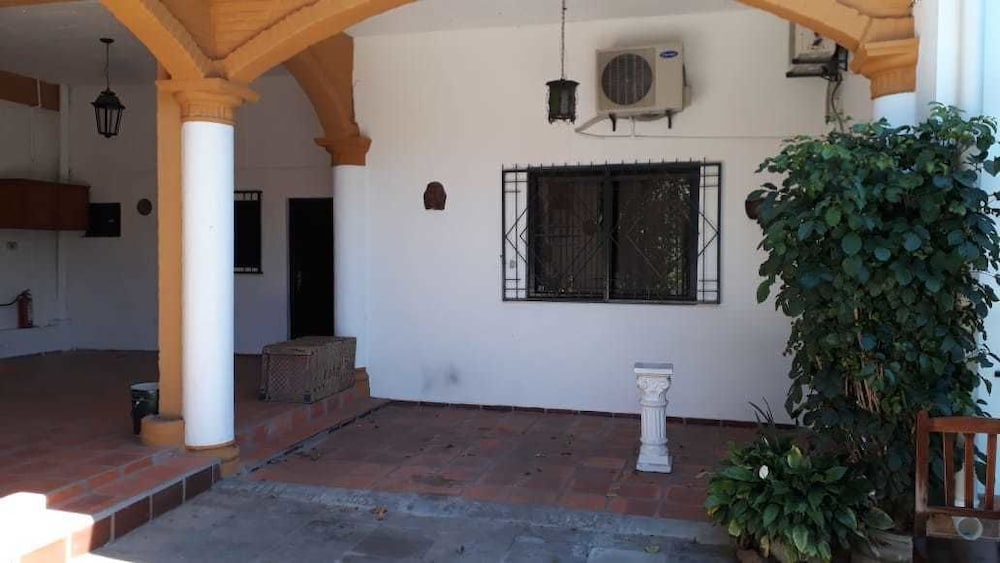 Hostal Residencial Leones De Castilla 2/45