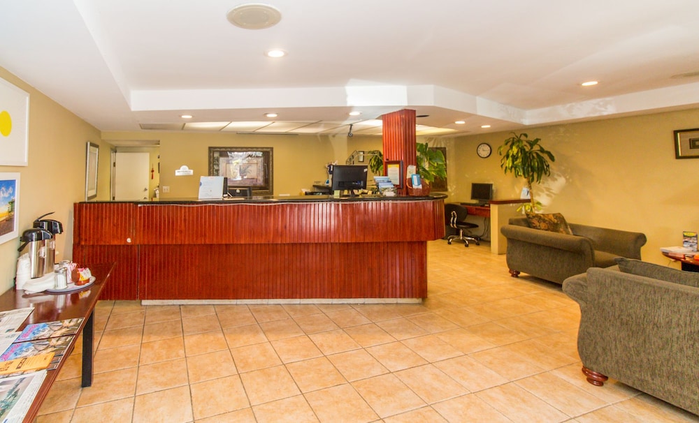 Days Inn by Wyndham San Diego/Downtown/Convention Center 4/30