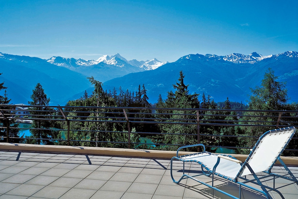 Youth Hostel Crans Montana 24/53