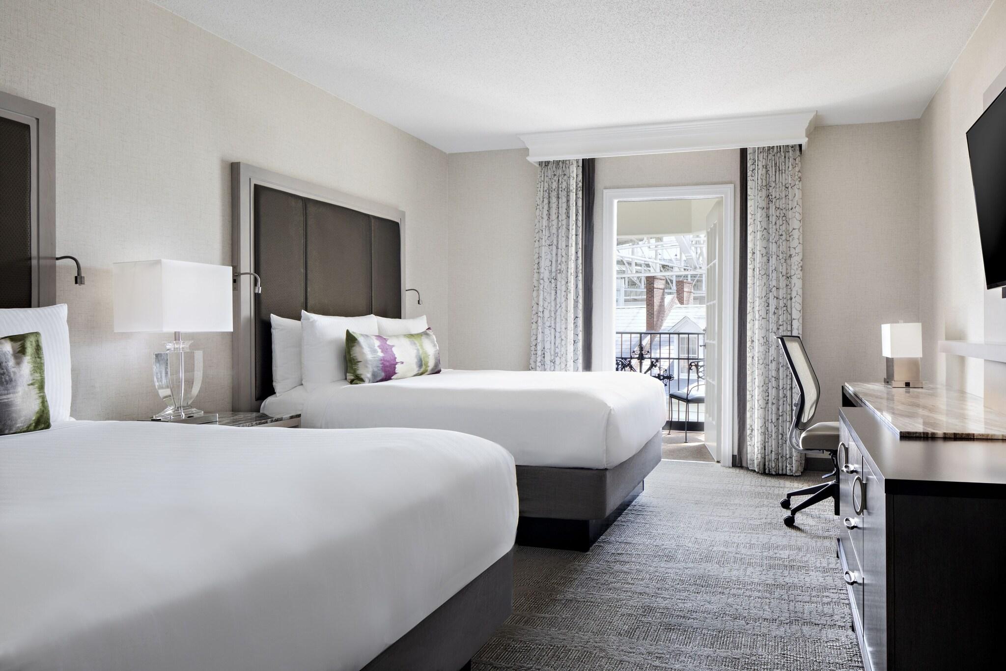 Room, 2 Queen Beds, Atrium View
