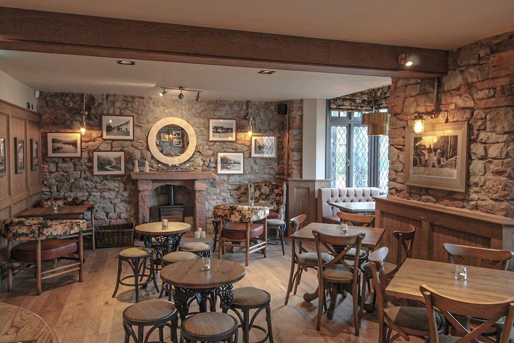 Pooley Bridge Inn 36/50