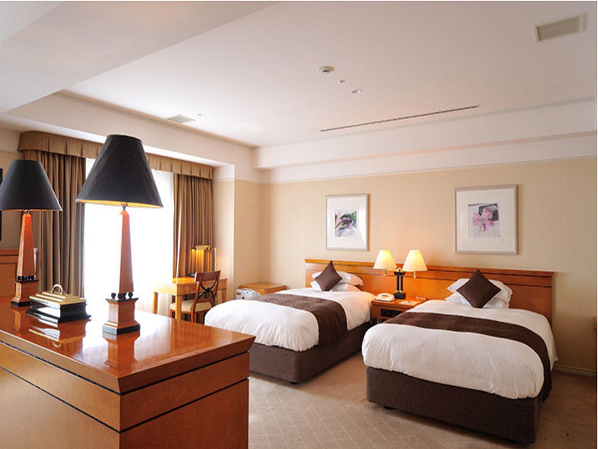 Semi Room, Family, 2 Semi Double Beds, Airport View