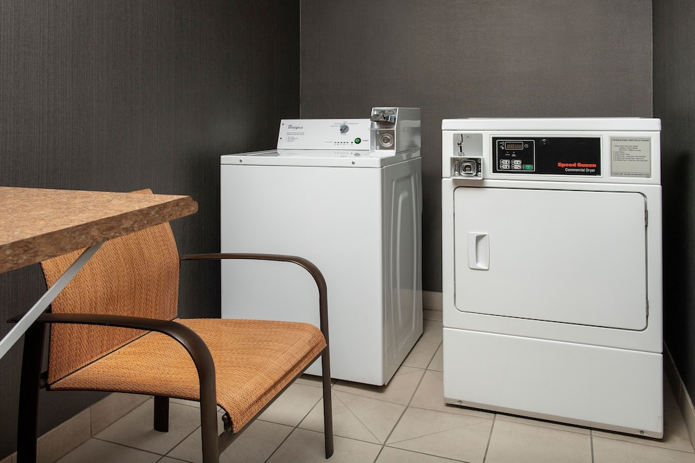 Courtyard By Marriott Chico 28/66