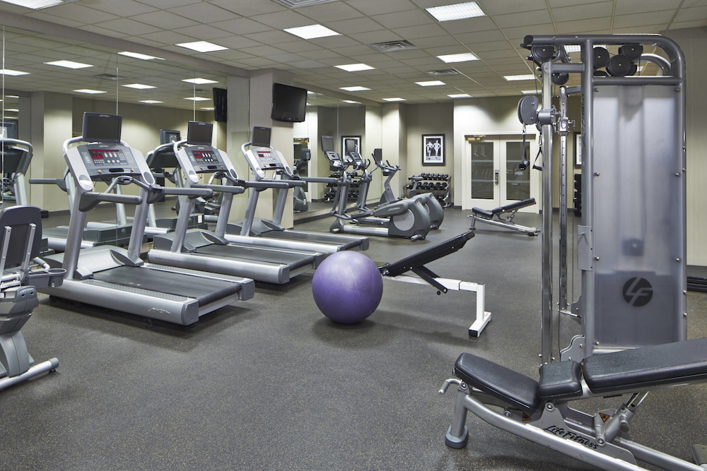 Residence Inn Milwaukee Downtown by Marriott 28/54