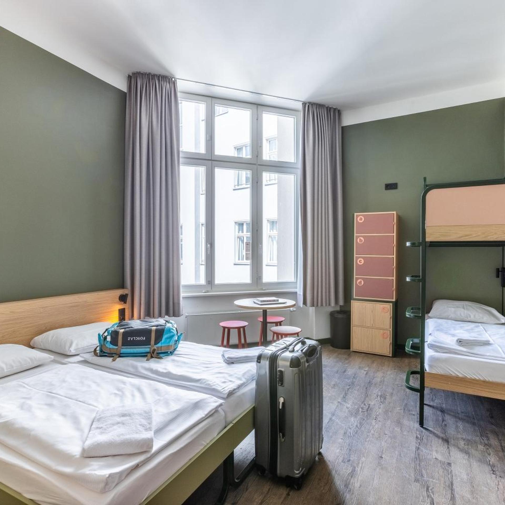 Meininger Hotel Berlin Mitte Humboldthaus Hostel 14/50