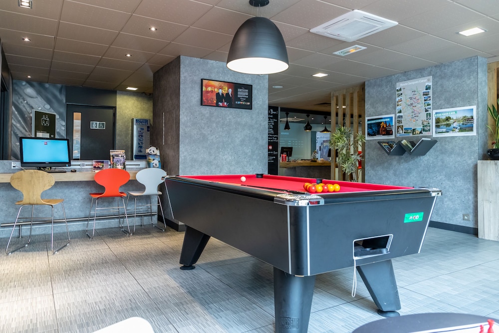 Ibis Bourges 8/70