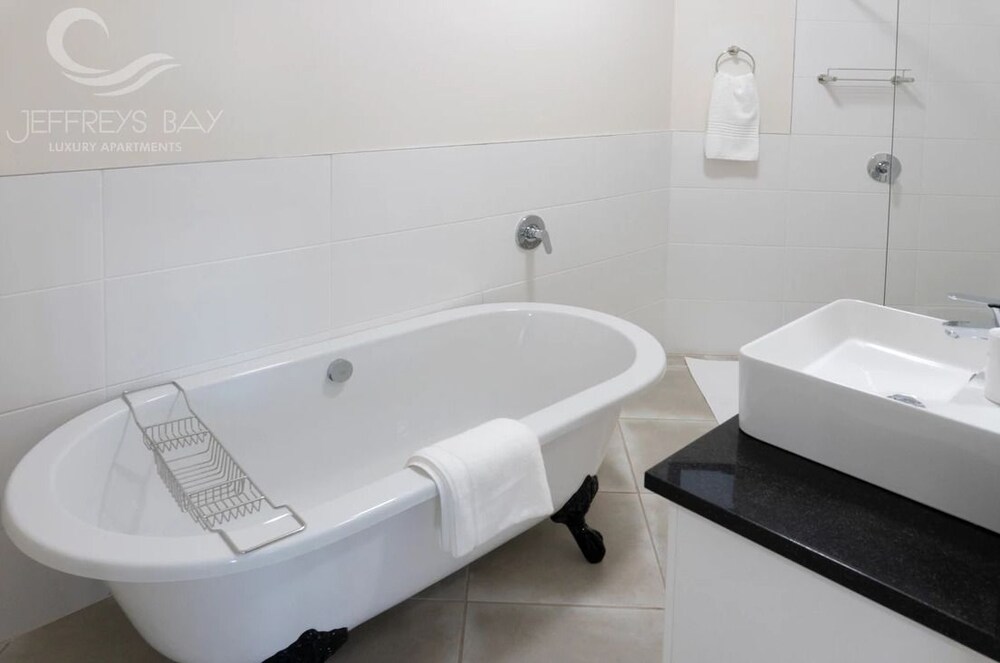 Jeffreys Bay Luxury Apartments 35/41
