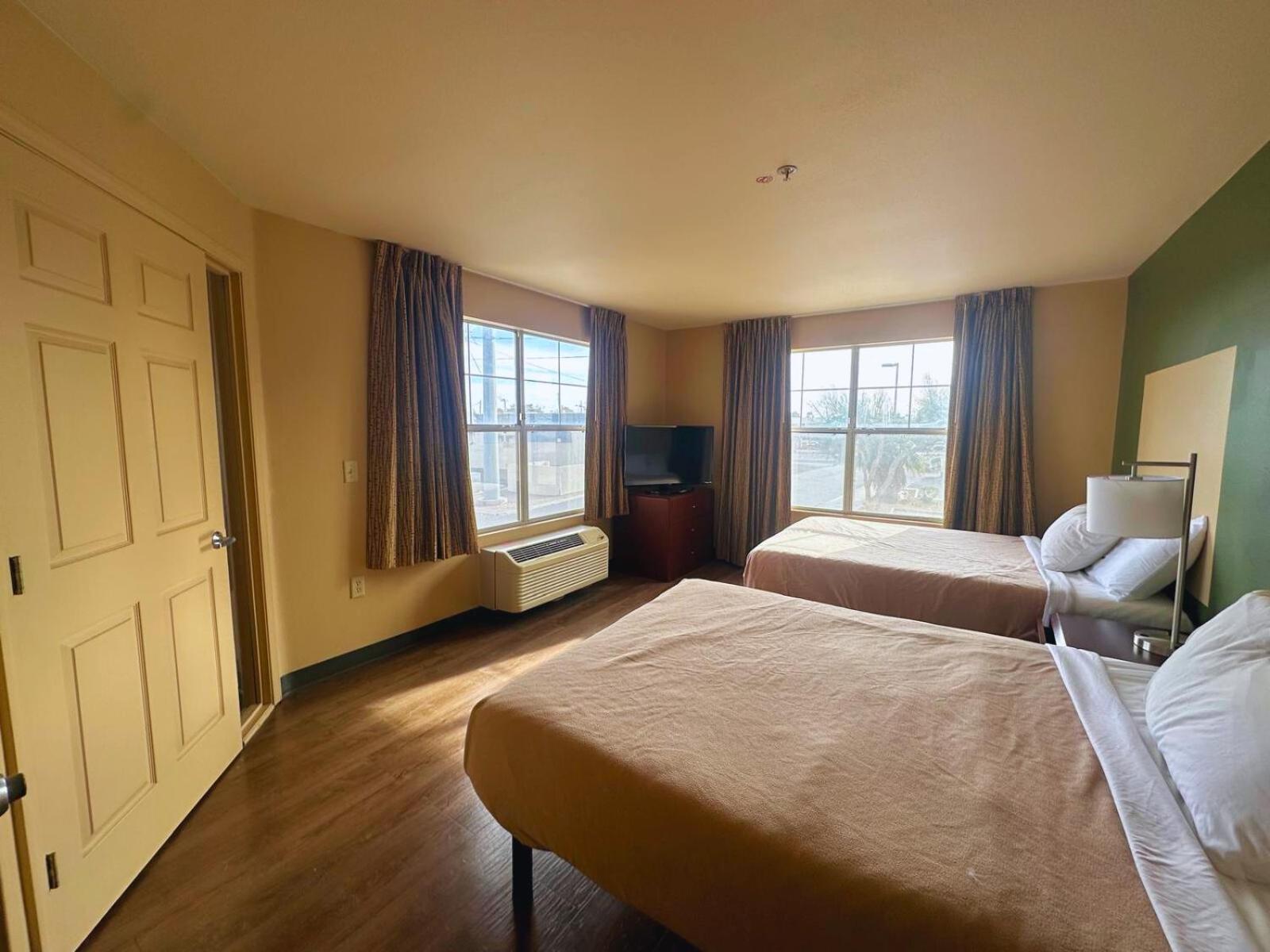 Efficiency, Superior, Suite, Double Bed