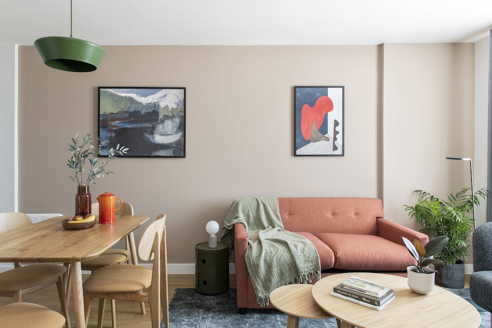 Cove Paradise Street 35/63
