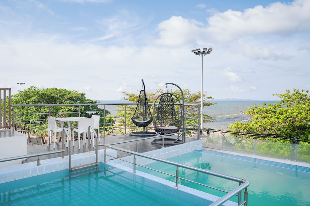 Jomtien Hisotel 39/62
