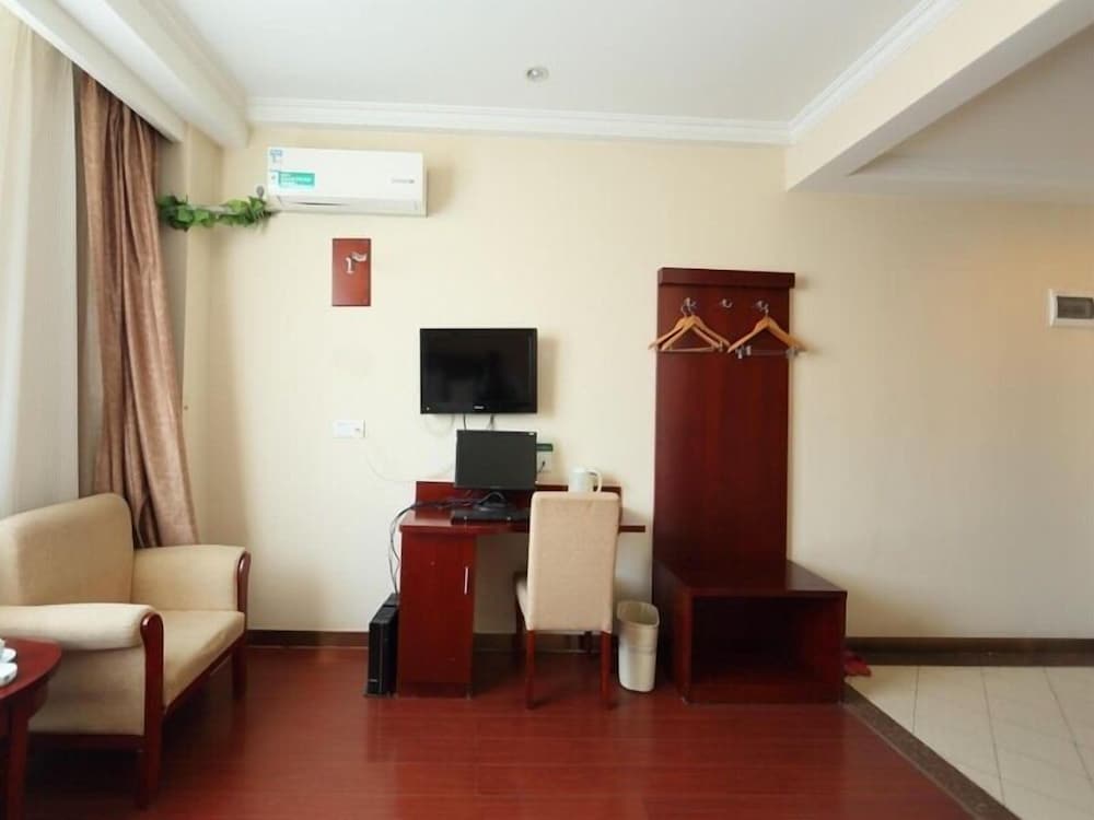 GREENTREE INN HEFEI MAANSHAN ROAD HOTEL 35/47