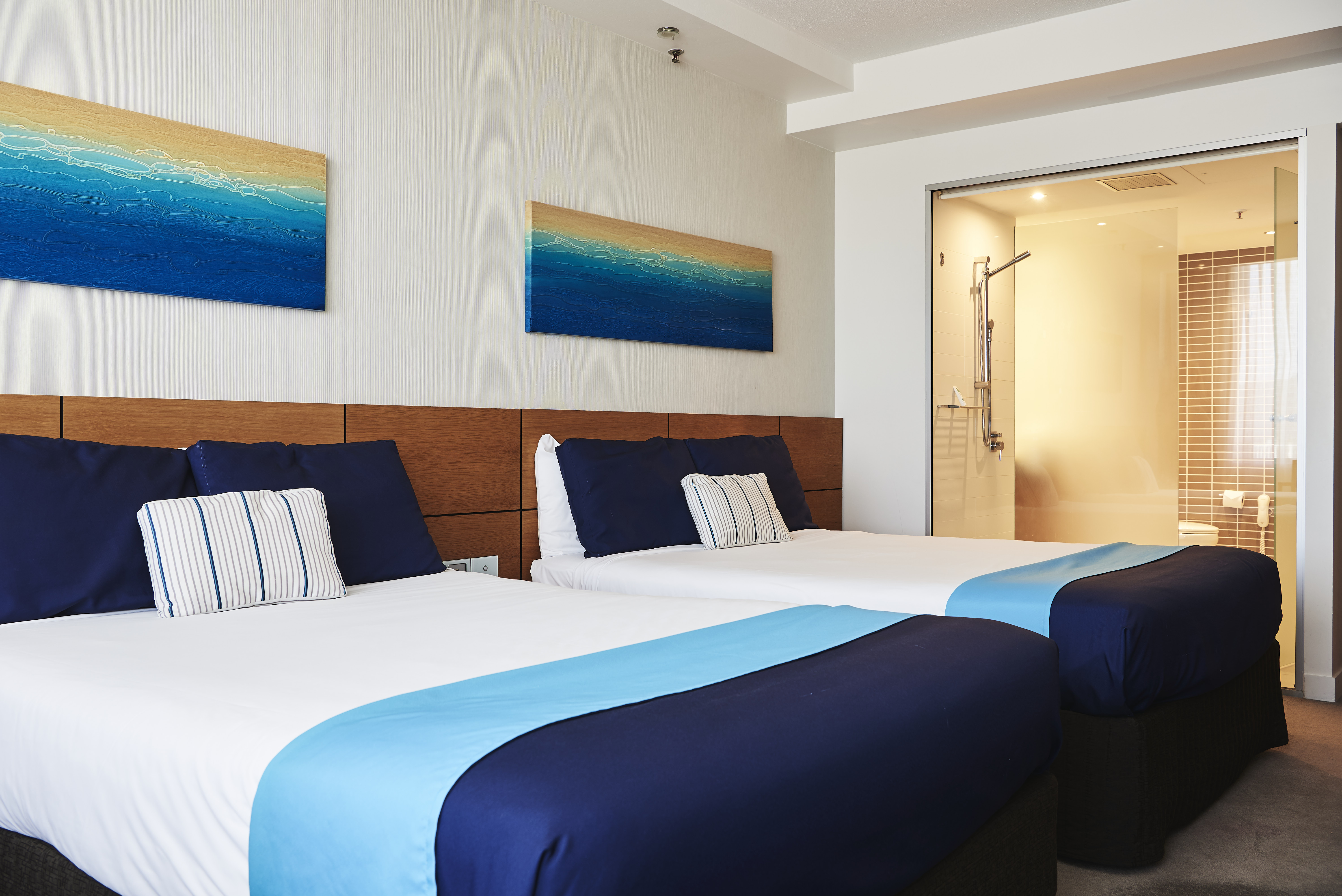 Executive, Twin Beds