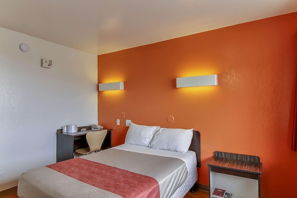 Motel6 Buellton, CA - Solvang Area 17/37