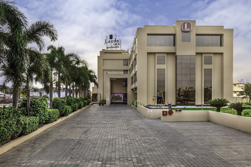 Lords Inn Somnath 53/60