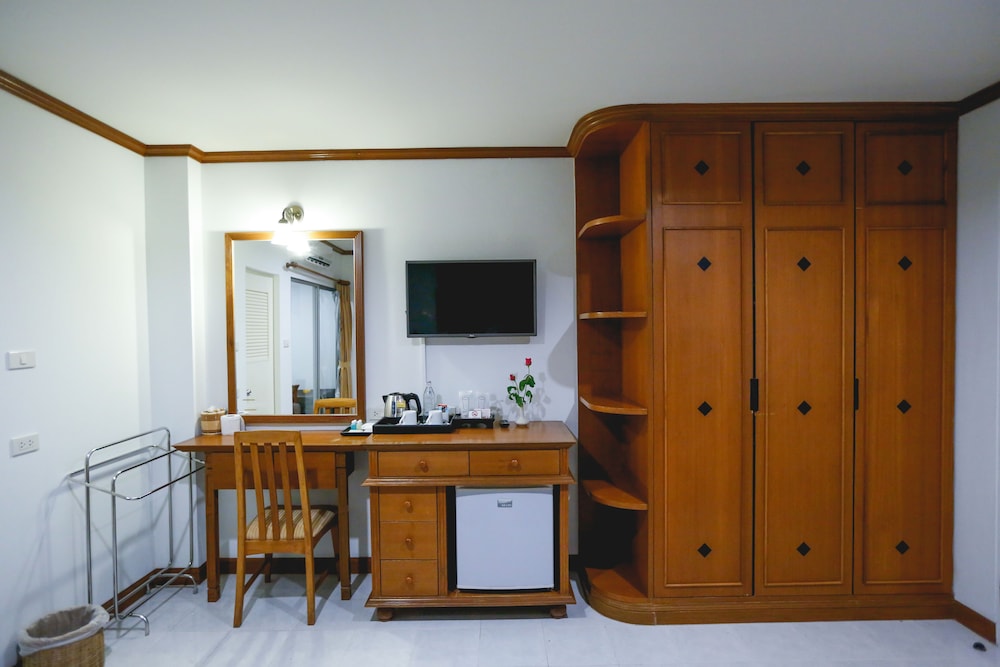 Hua Hin White Villa 63/68
