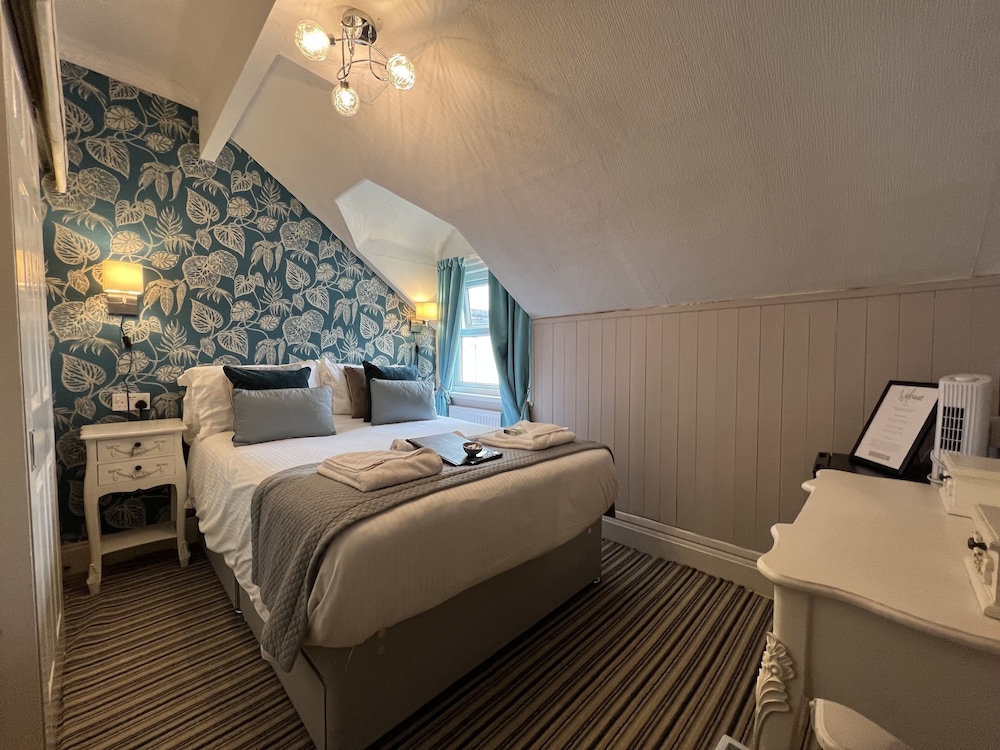 Chic, Double Bed