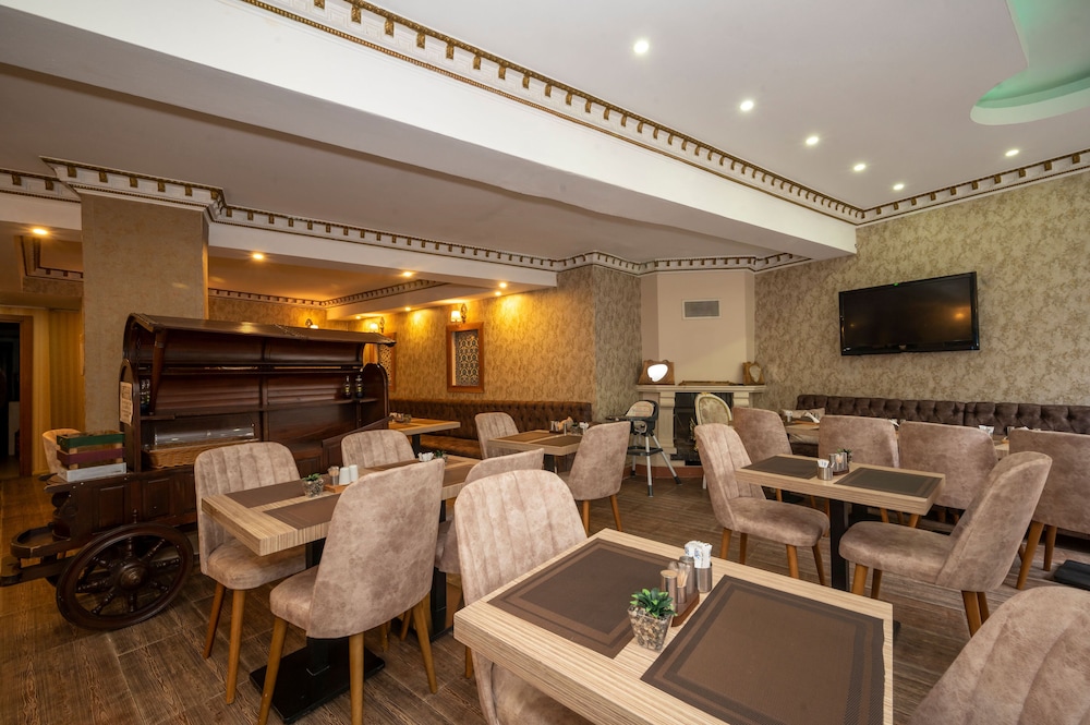 Fuat Bey Palace Hotel 34/44