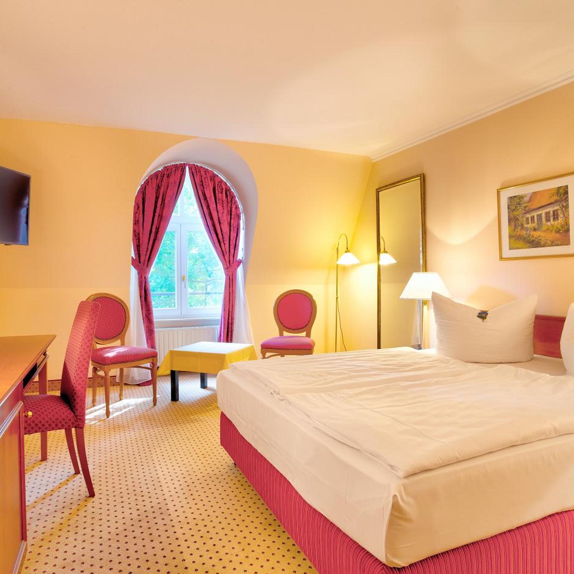 غرفة قياسية بسرير مزدوج، Hotel Dollnsee-Schorfheide 4/6