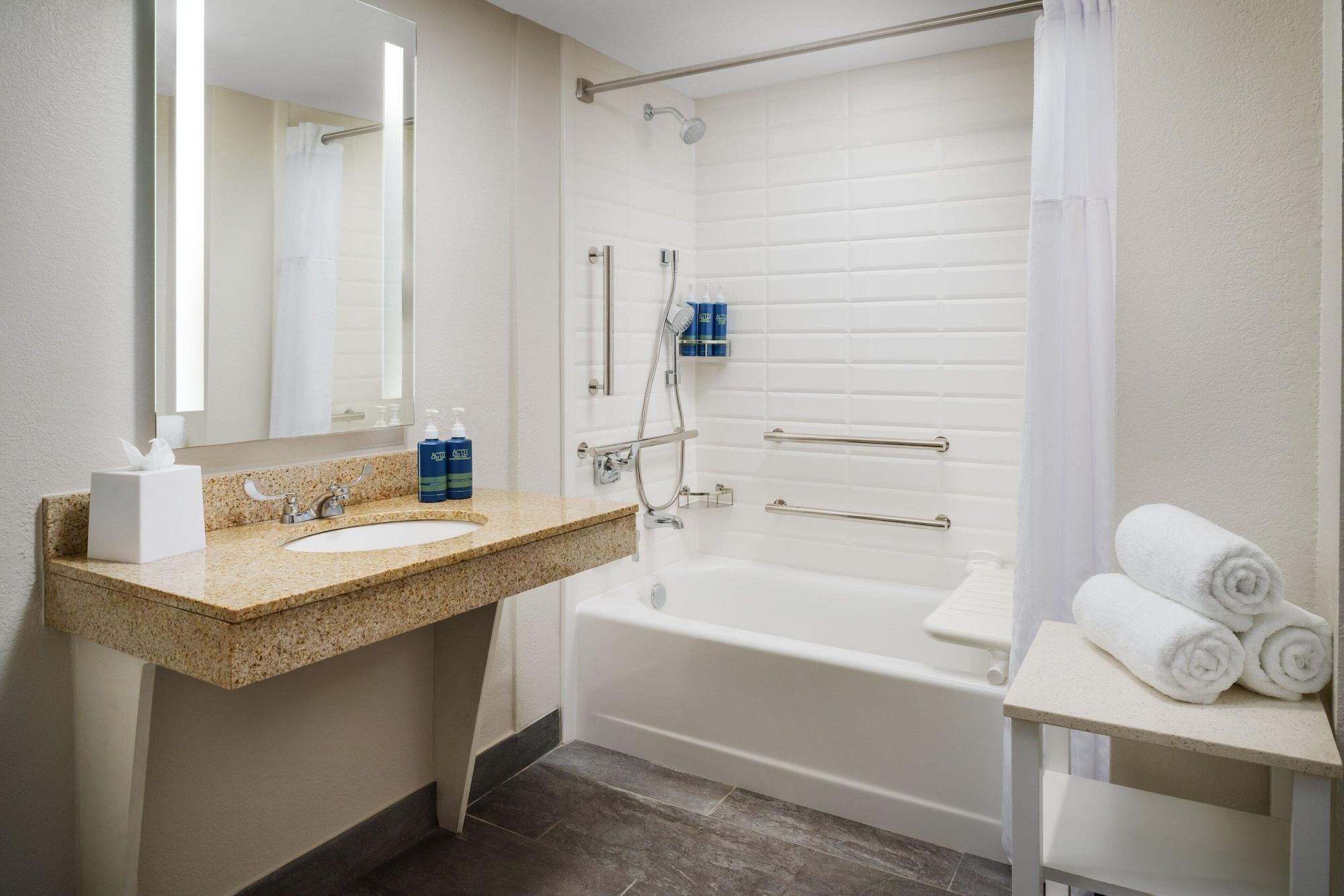 Suite, Multiple Beds, with View, Balcony