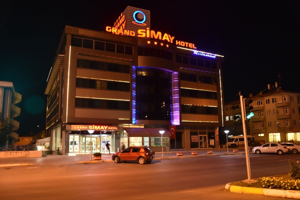 Grand Simay Hotel 2/50