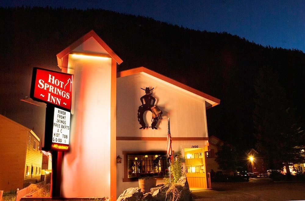 Hot Springs Inn 2/50