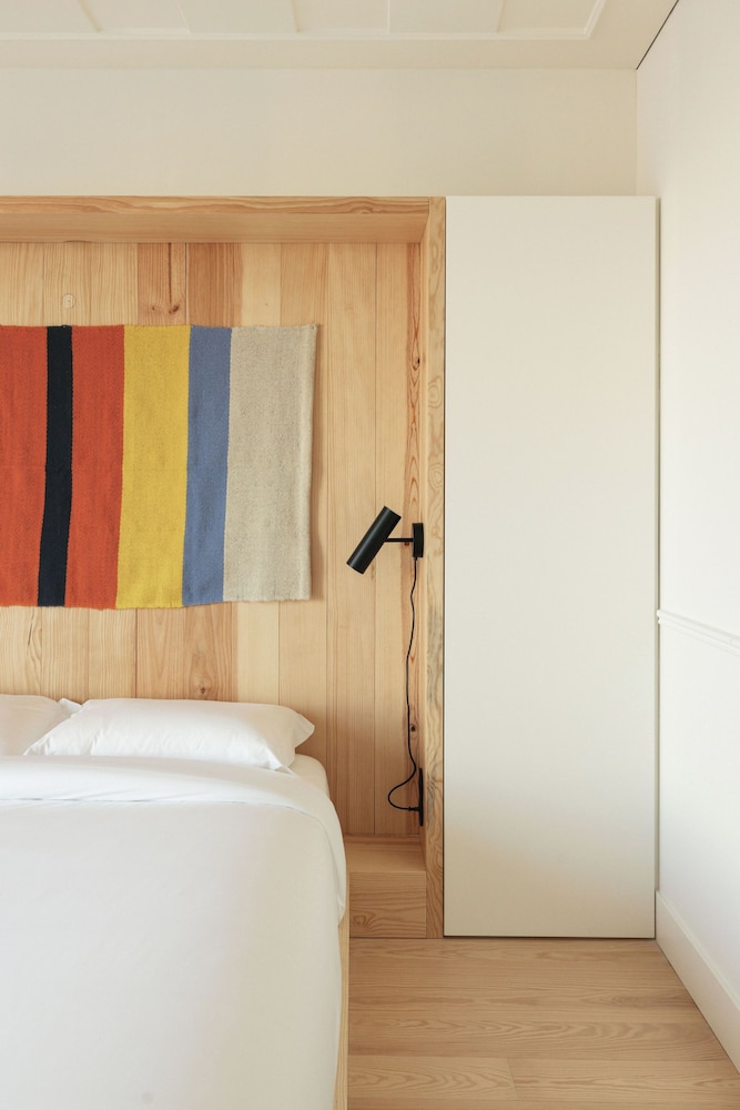 1 BEDROOM, DELUXE, APARTMENT, RIVER VIEW