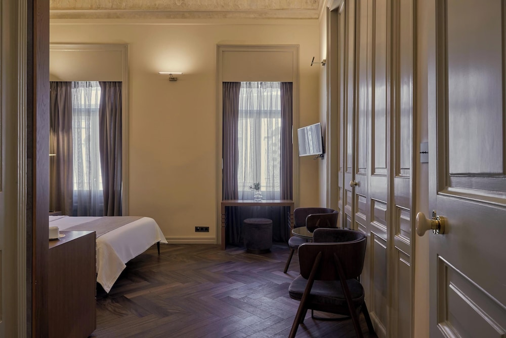 Athenian, Superior, Queen Bed، Athens 1890 Boutique Hotel & Spa 10/10