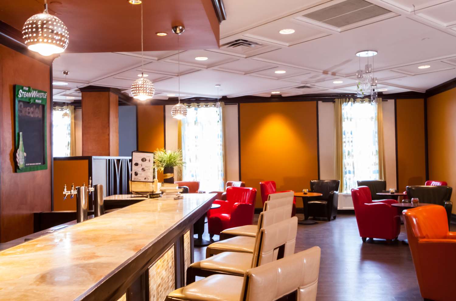 Best Western Premier Toronto Airport Carlingview Hotel 14/15