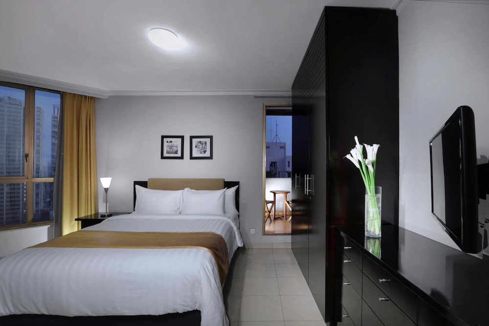 Horison Ultima Suite and Residence Rasuna 14/55