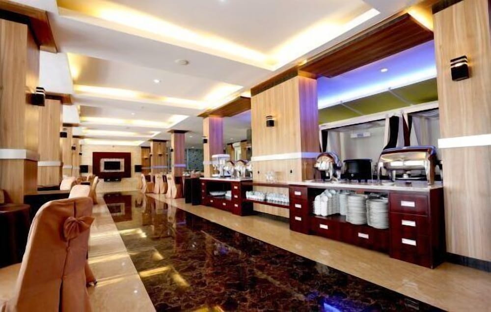 HOTEL GRAND PERMATA HATI 9/26