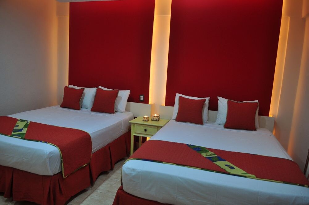 ROOM, DOUBLE BED