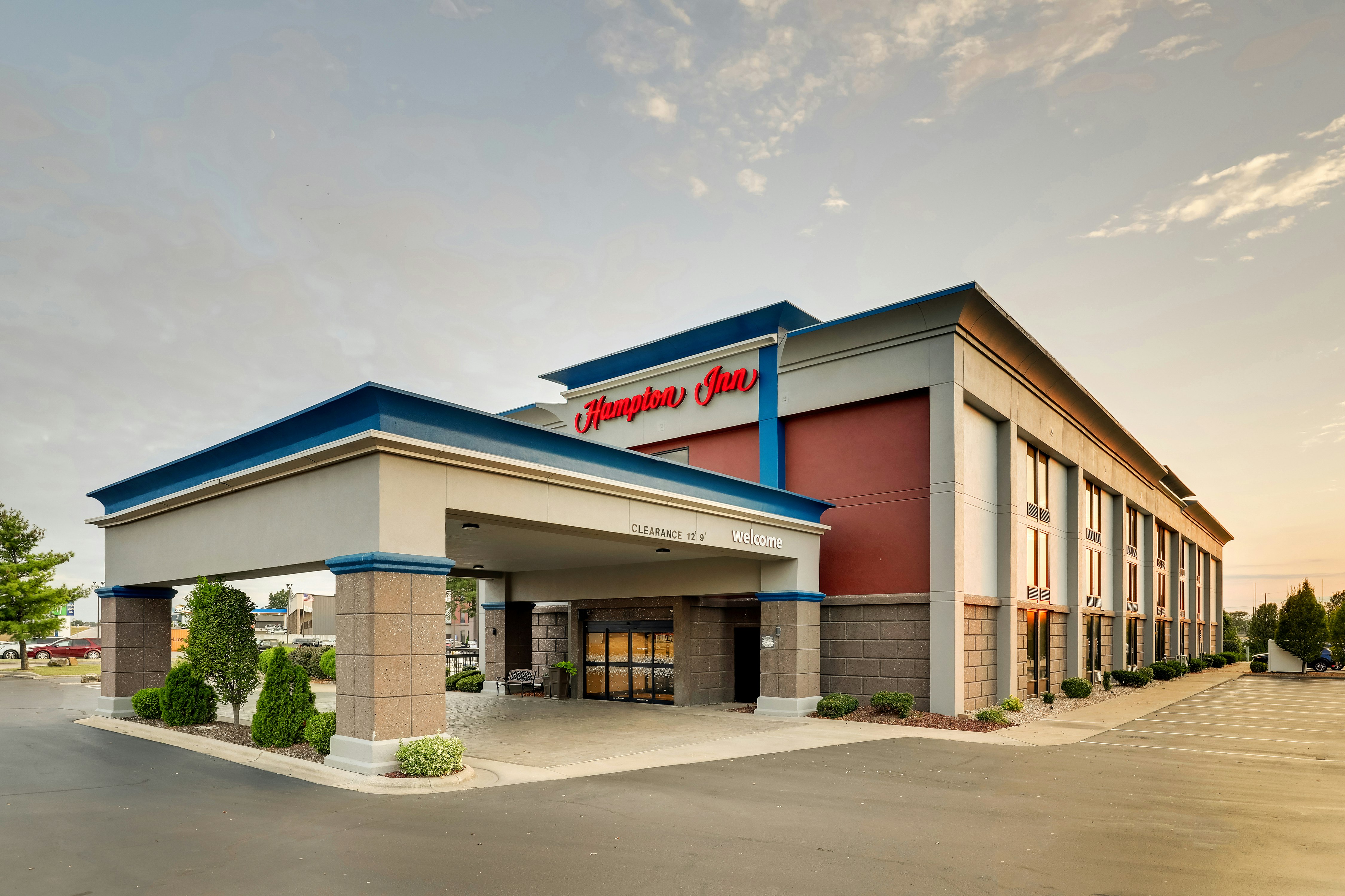 Hampton Inn Lebanon, MO 2/56