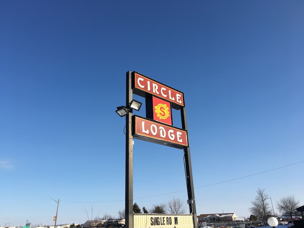 Circle S Lodge 5/41