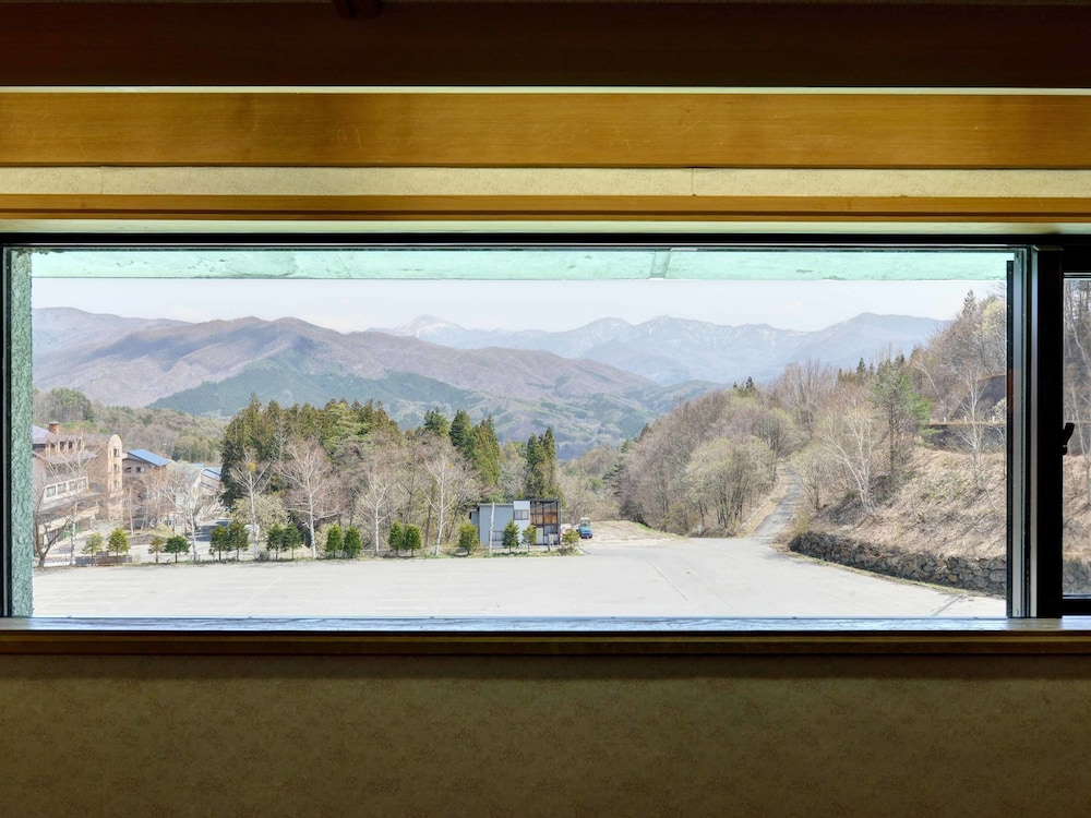 Oze Iwakura Resort Hotel 16/32