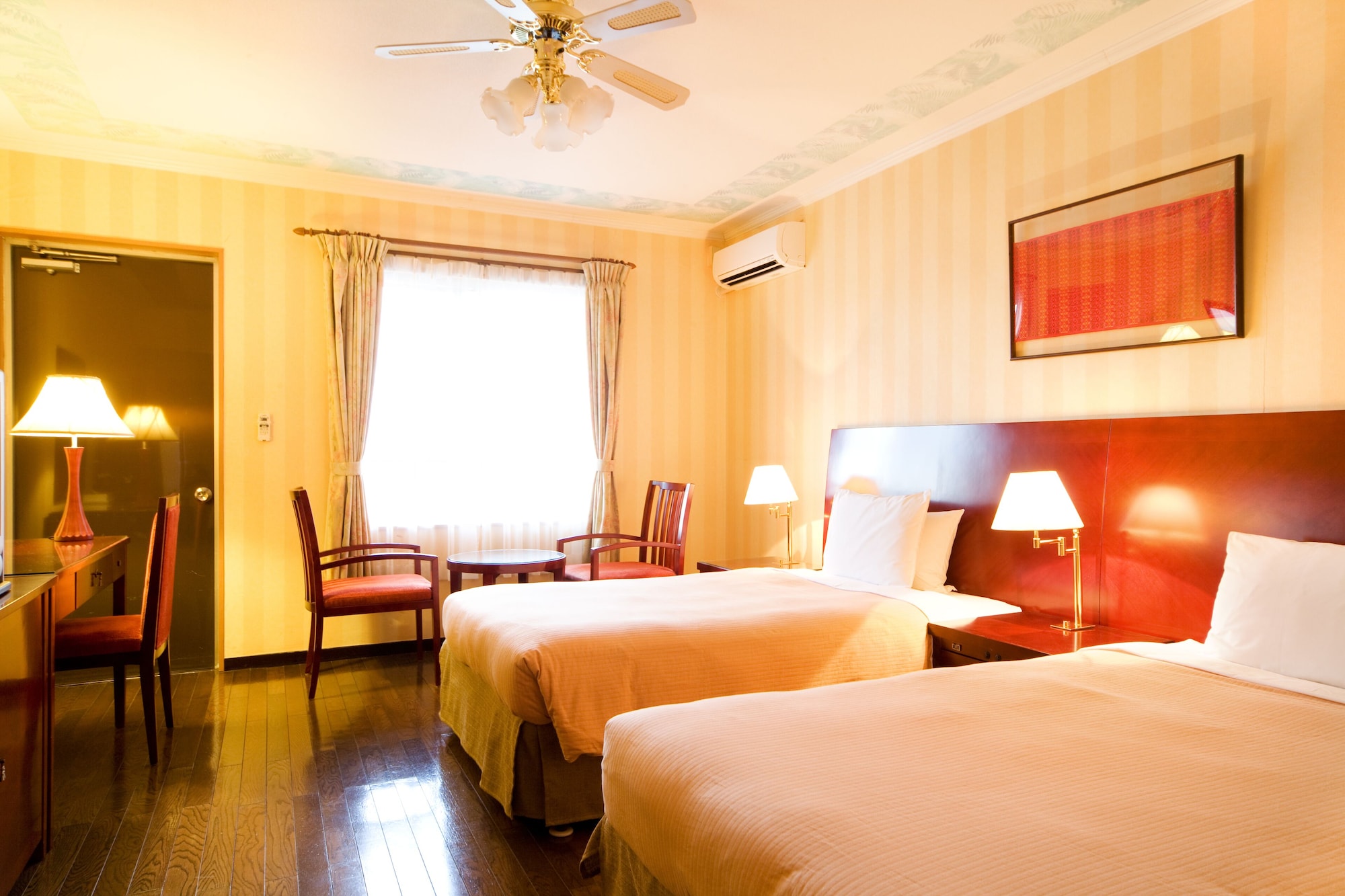 STANDARD, TWIN BEDS