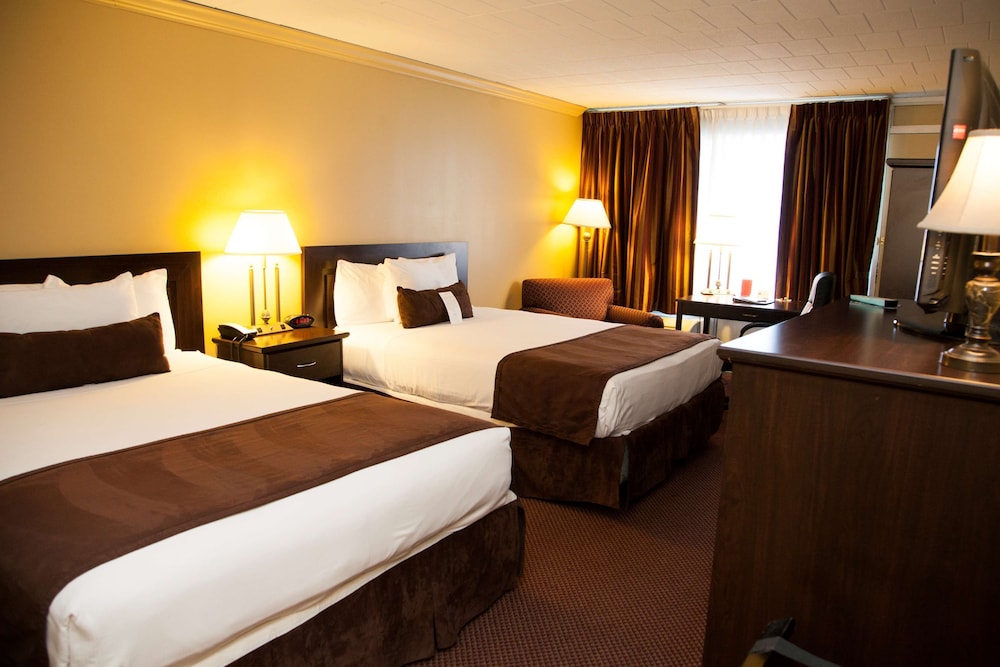 Genetti Hotel SureStay Collection By Best Western 8/44