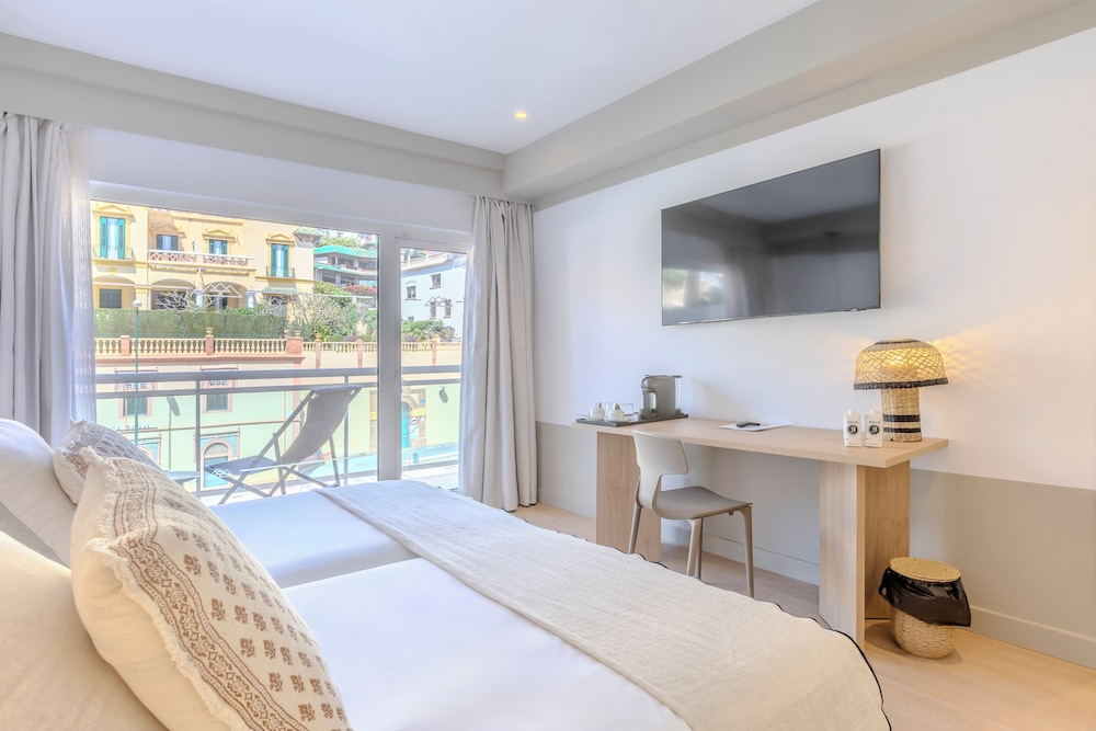 غرفة سوبيريور بسريرين منفصلين بشرفة، Hotel Soho Boutique Las Vegas 2/8