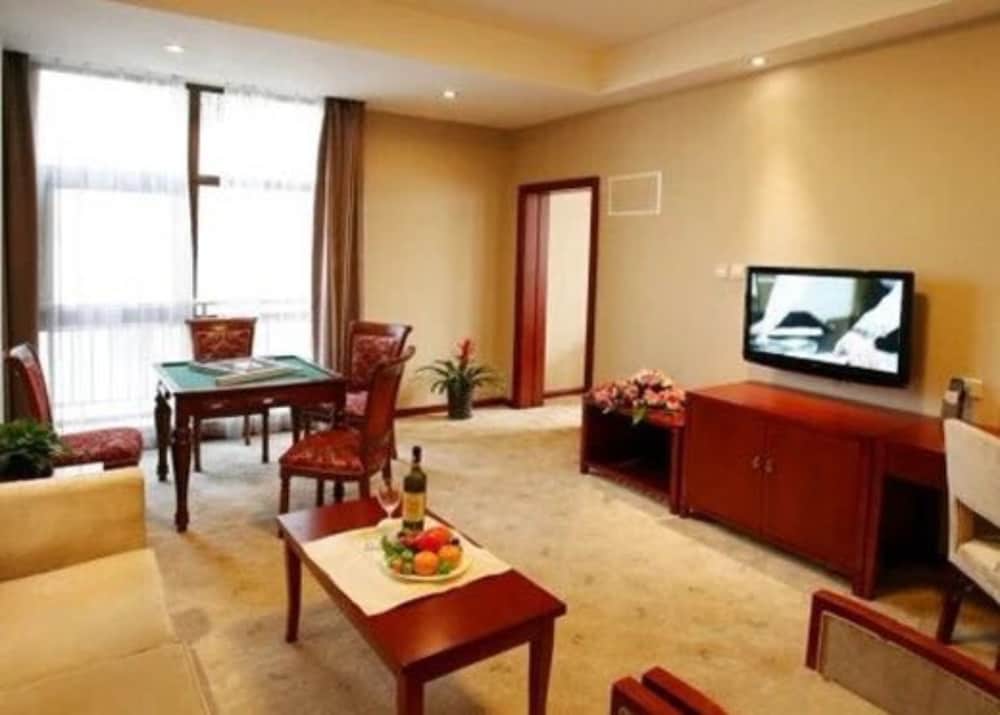 Huashan Mountain International Hotel 12/21