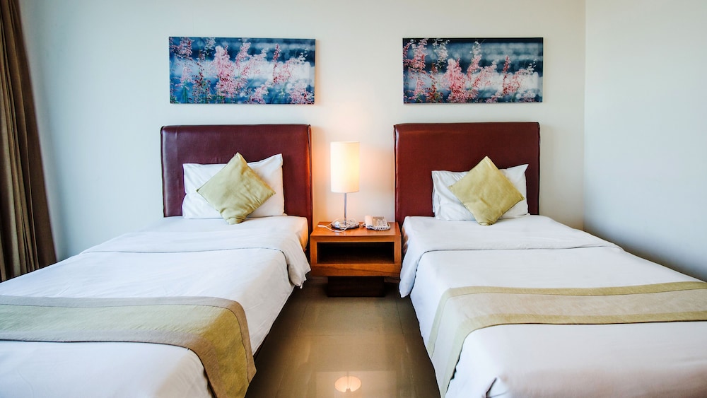 B2 Premier Hotel & Resort 24/44